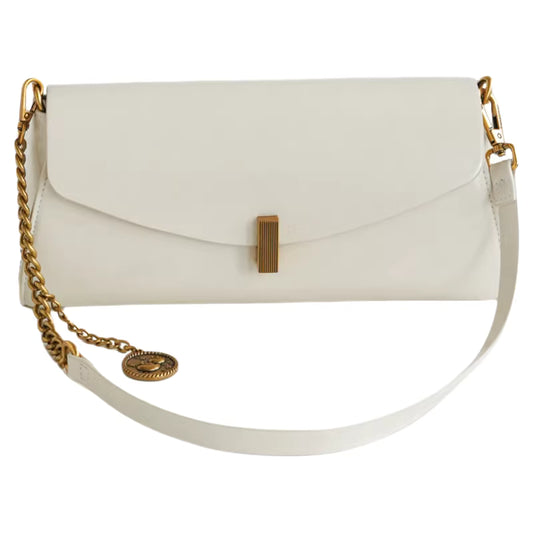 The Classic Chain Shoulder Bag